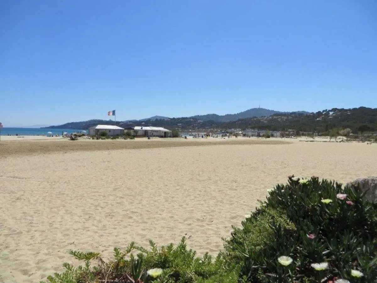 Ferienwohnung T2 Climatise Avec Piscine, Parking - Bormes-Les-Mimosas - Fr-1-610-6 Apartment